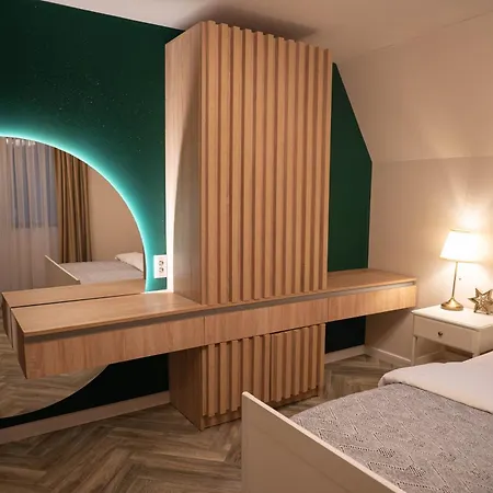 山林小屋 Green Property Dofteana
